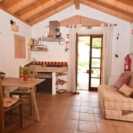 Quiet And Cottage In The Estate Casas Da Cerca Troviscais Exterior foto